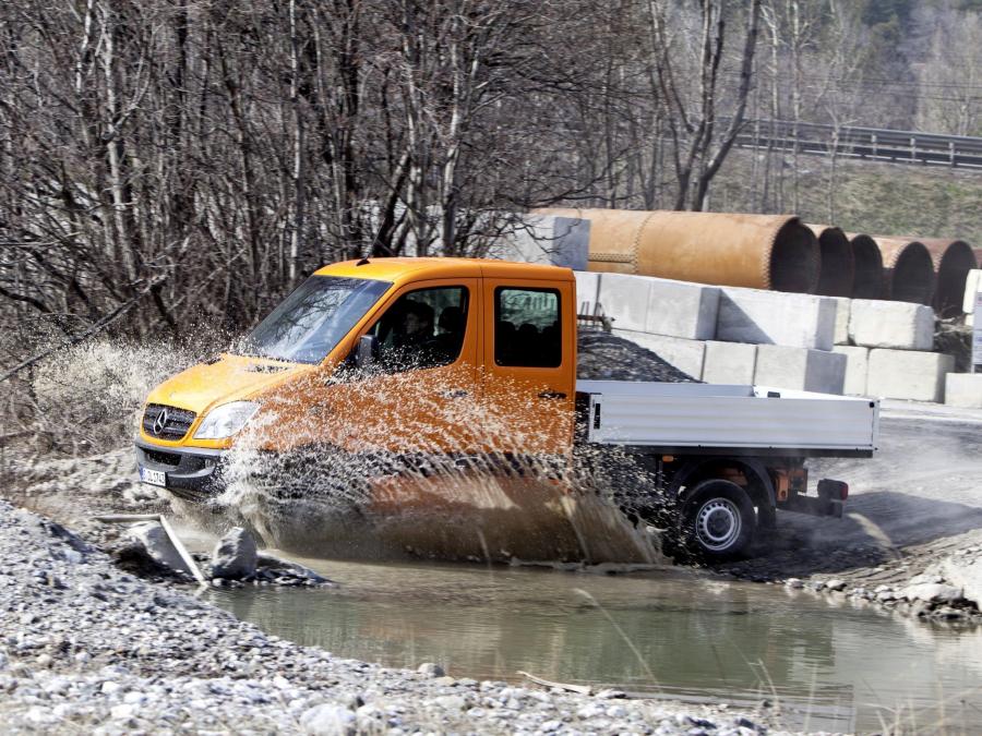  Mercedes-Benz Sprinter Double Cab Dropside 4x4 2009 года  (фото 8 из 11)
